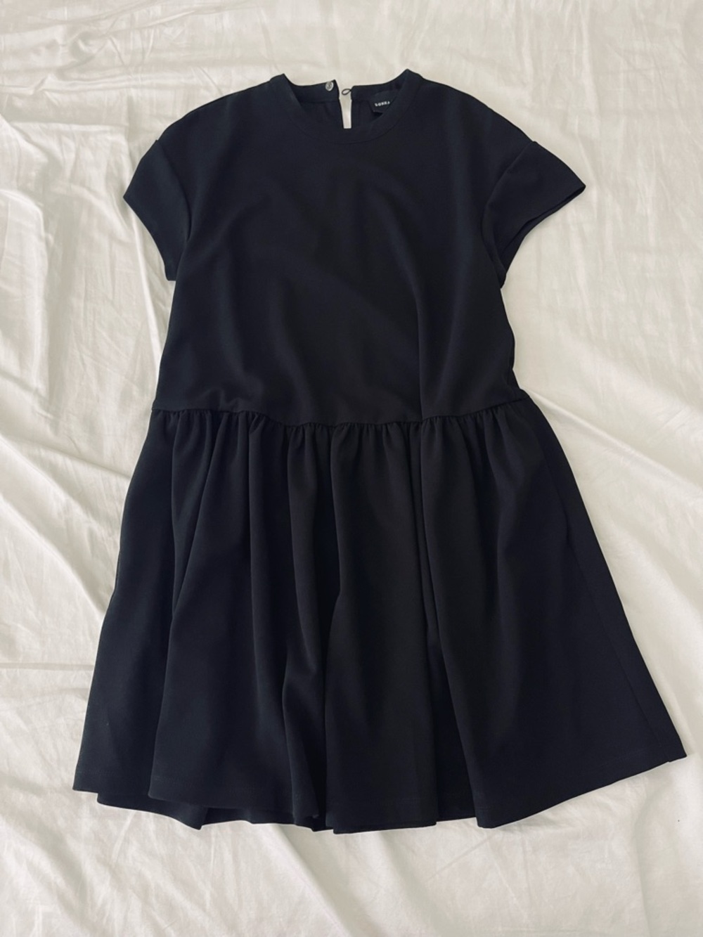 Donna Morgan Black Short Sleeve Dress size 4